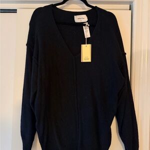 Aritzia Wilfred Deep Black V-Neck Sweater